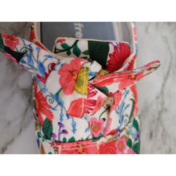 Comfortview The Anzani Slip On Sneaker Floral with Cute Tie Size 8W - Picture 10 of 11